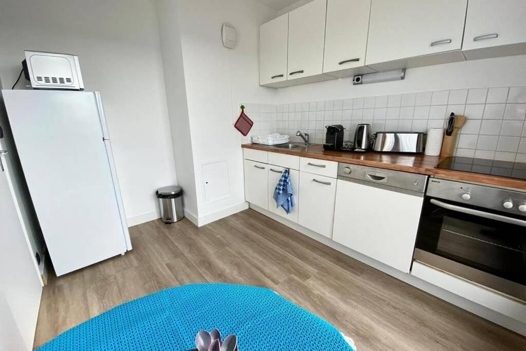 Grand F2 de 47m² au 15ème étage dans une résidence très calme Rouen Esterno foto